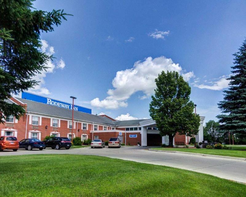 Devils Lake Inn By Oyo Near Devils Lake Regional Airport Exterior foto